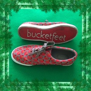 Bucketfeet Red Gray Cardinal Canvas Sneakers Sz 7